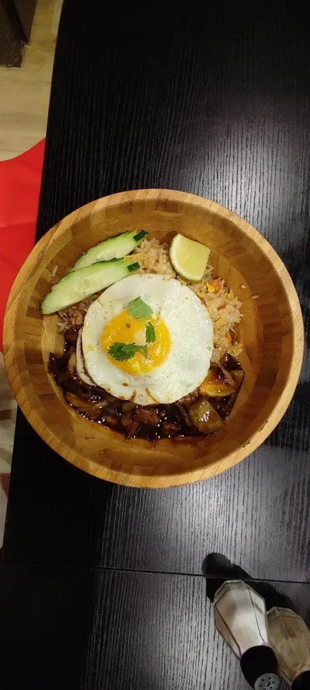 Boeuf Caramelise Riz Thai Oeuf